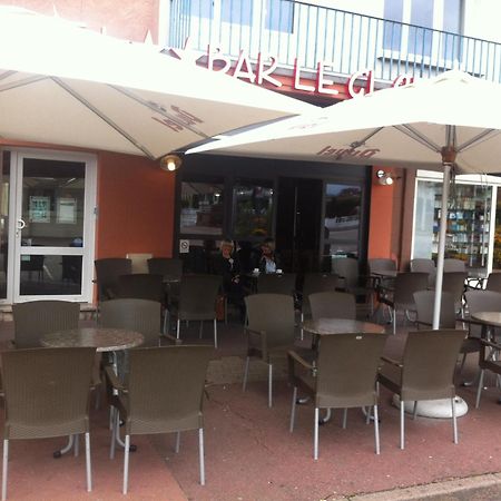 地球酒店酒吧 Saint-Die-des-Vosges 外观 照片