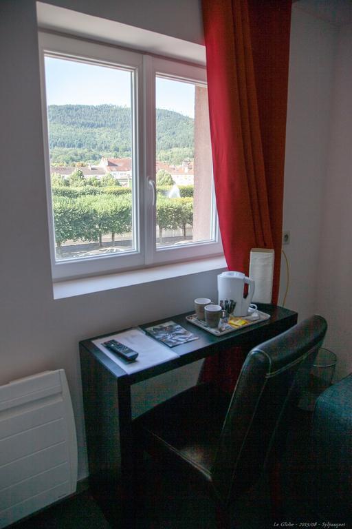 地球酒店酒吧 Saint-Die-des-Vosges 客房 照片
